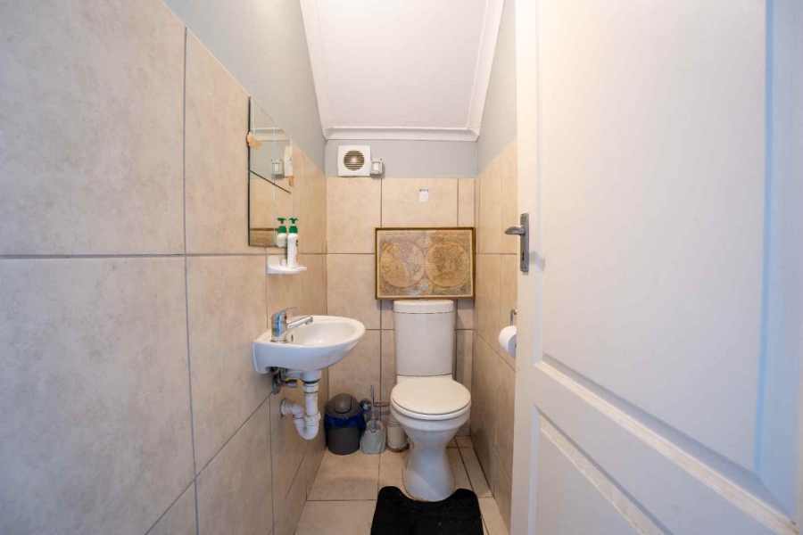 2 Bedroom Property for Sale in Paarl Western Cape